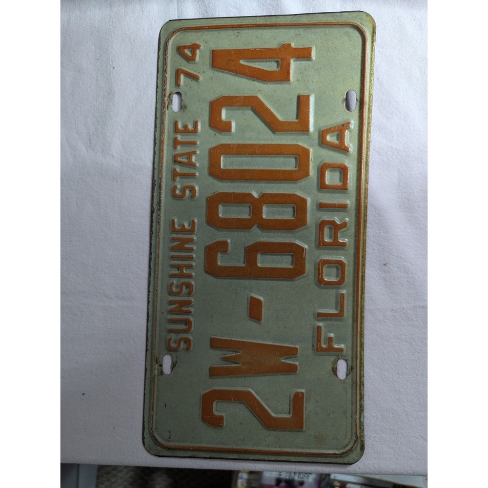 Vintage‎ 1974 Florida Sunshine State License plate orange 2W-68024